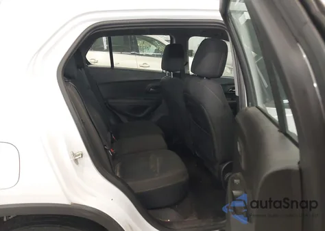 2018 Chevrolet Trax Ls z USA, uszkodzony, nr VIN 3GNCJNSB6JL395156